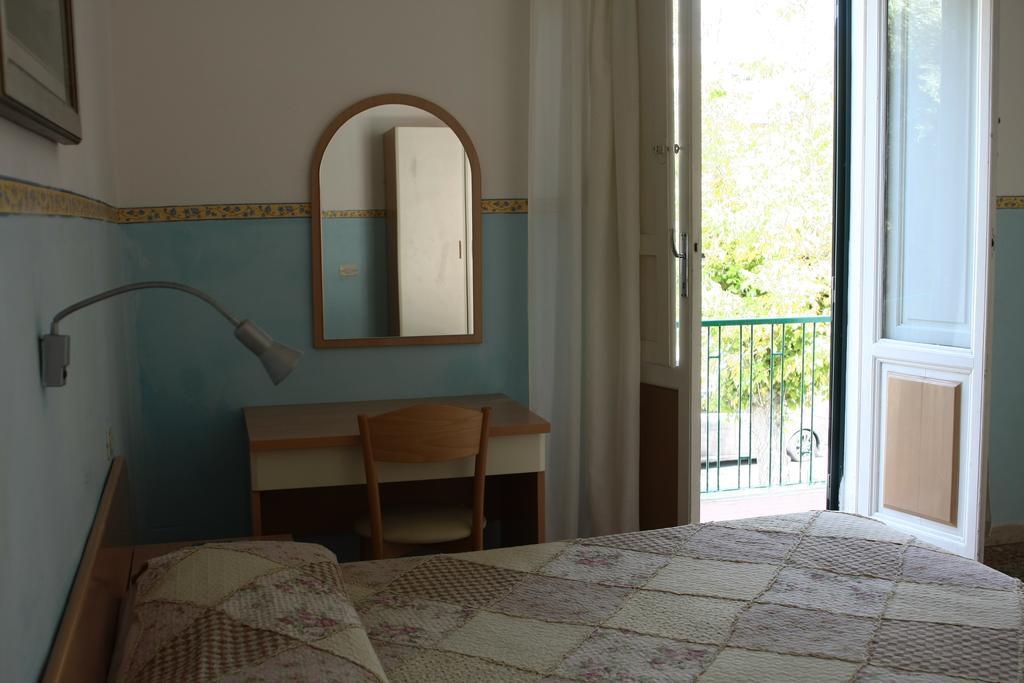 Hotel Ornella Lido di Camaiore Exteriör bild
