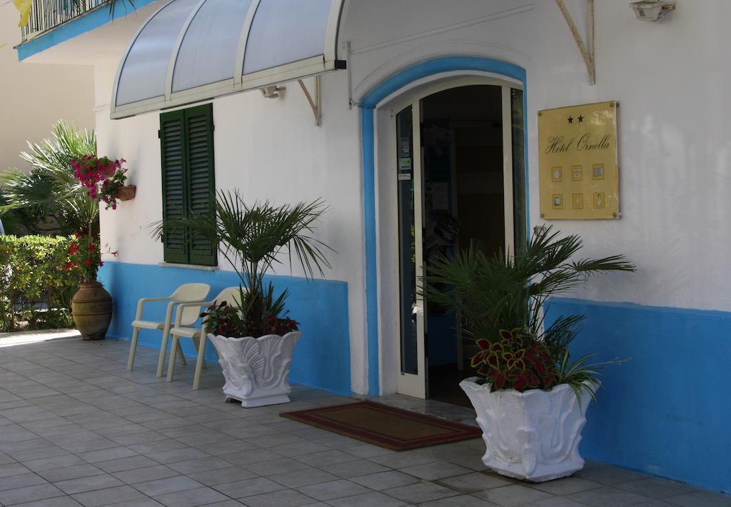 Hotel Ornella Lido di Camaiore Exteriör bild